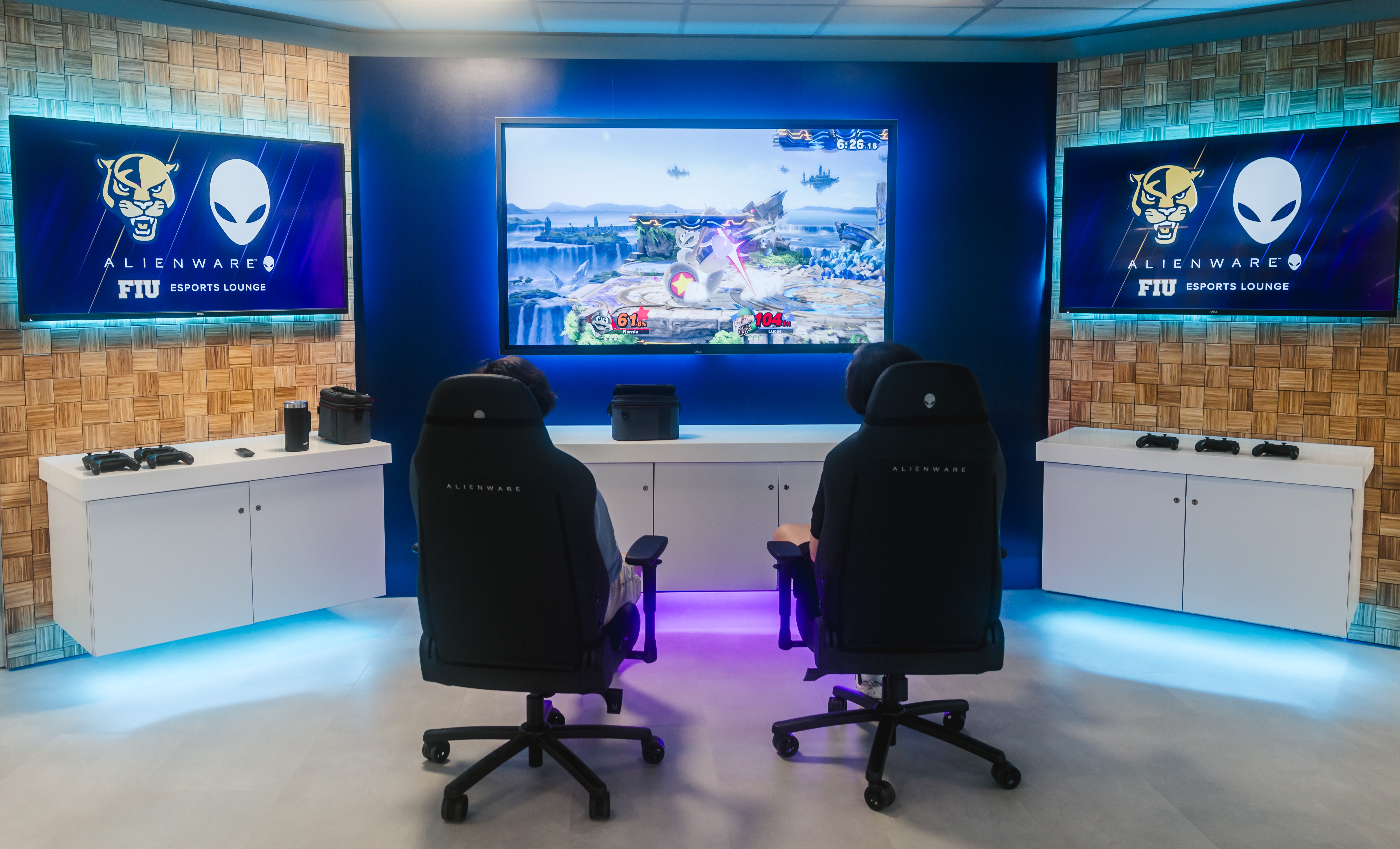 Alienware Lounge